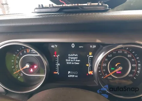 2019 Jeep Wrangler Unlimited Sahara from USA, damaged, VIN 1C4HJXEG3KW596767